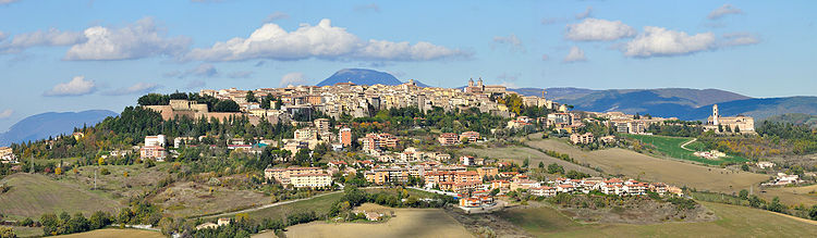 Panorama van de stad Camerino