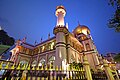 Image 24The Sultan Mosque, built in 1826 in the Kampong Glam district, is the oldest and one of the largest mosque in Singapore. (from Singaporeans)