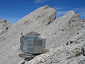 Konrad-Schuster-Biwakschachtel an der Laliderer Spitze im Karwendel (Sept. 2006, 2495 m) (Lage47.38972222222211.5033333333332495)