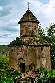 Sourp Gevork, chapelle funéraire de Mkhitar Goch.