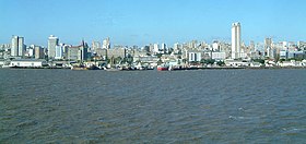 Pogled iz zaljeva na Maputo