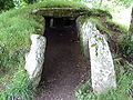 L'entrée de l'allée couverte Ti ar Boudiged.