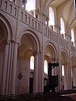 Sainte-Trinité in Caen, Normandie: romanisches Blendtriforium