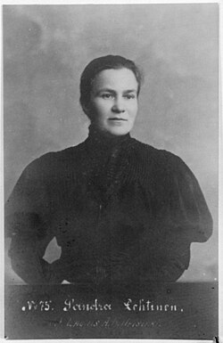 Sandra Lehtinen vuonna 1907.