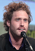 T. J. Miller dans le rôle de Weasel