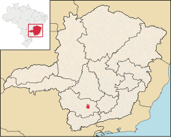 Localização de Nepomuceno em Minas Gerais