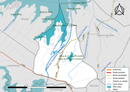 Carte en couleur présentant le réseau hydrographique de la commune