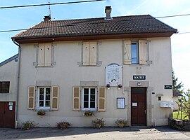 The town hall in Genod