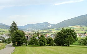 Blick über Matzendorf nach Osten