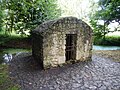 La fontaine de la Briouzière.