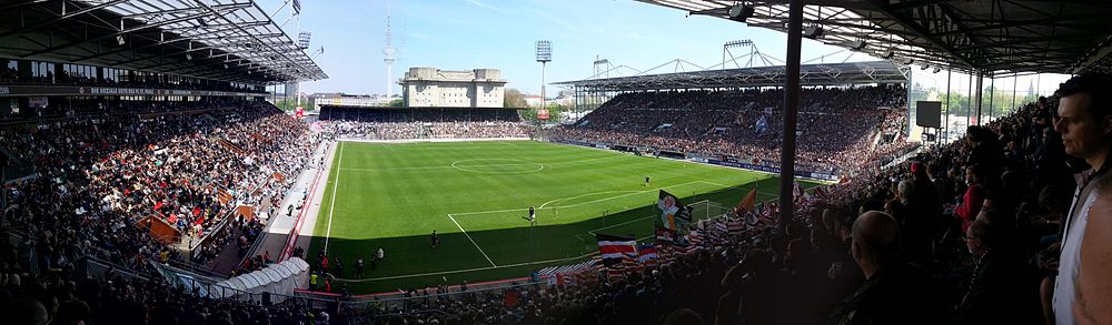 Millerntor-Stadion v roce 2014, pohled z jižní tribuny