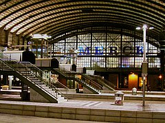 Freitragende Treppe am Hauptbahnhof Darmstadt