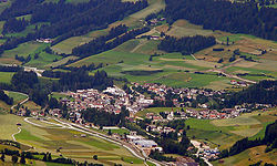 Welsberg ( Monguelfo ) látképe