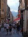 Clermont-Ferrand merkezinde Rue des Gras