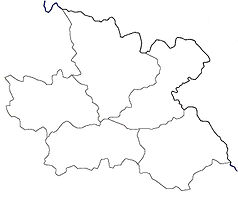 Mapa konturowa kraju hradeckiego, po prawej znajduje się punkt z opisem „Jestřebí”