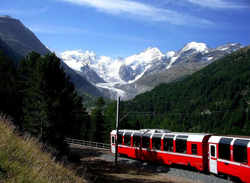 File:Bernina Express.JPG