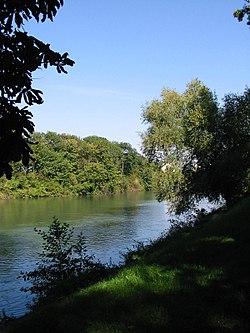 řeka u Noisy-le-Grand