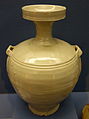 Jarre en grès porcelaineux de couleur crémeux, ateliers du Nord, IXe siècle. Fitchburg Art Museum