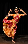 Bhárata nátjam táncosnő