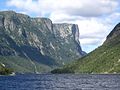 Impressionnant relief glaciaire : étang Western Brook Parc national du Gros-Morne