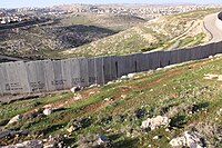 De Israëlische Westoeverbarrière bij Ramallah