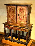 Cabinet en Maroquin (Premier quart du XVIIe siècle, château d'Ecouen).