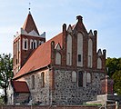 Dębowa Łąka, pow. de Wąbrzeźno, pays de Chełmno, Pologne – style relevant de la brique mais avec beaucoup de pierre