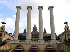 Las columnas reconstruidas en 2011