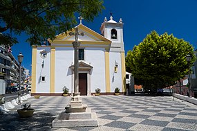 Igreja de Camarate e Cruzeiro