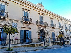 Sede della biblioteca comunale "Luigi Capuana"