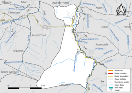 Carte en couleur présentant le réseau hydrographique de la commune