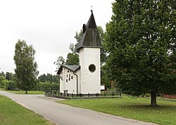 Kaple svaté Anny a Floriána na návsi