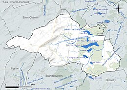 Carte en couleur présentant le réseau hydrographique de la commune