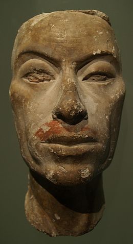 Berlín cabeza Amarna 01.JPG