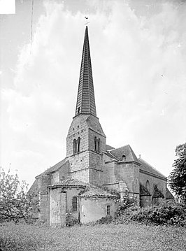 De kerk van Rocles (Allier)