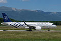 Middle East Airlines Airbus A320 dengan liveri istimewa SkyTeam.