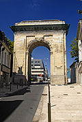 巴黎门（法语：Porte de Paris (Nevers)）