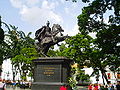 Adamo Tadolini tərəfindən Karakasın Plaza Bolivar meydanında ucaldılmış Bolivar heykəli.