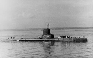 USS Tench (SS-417)