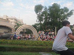 Nguyễn Chí Thanh Street (IMG 0114).JPG