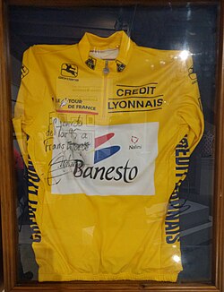 Photo d'un maillot cycliste.