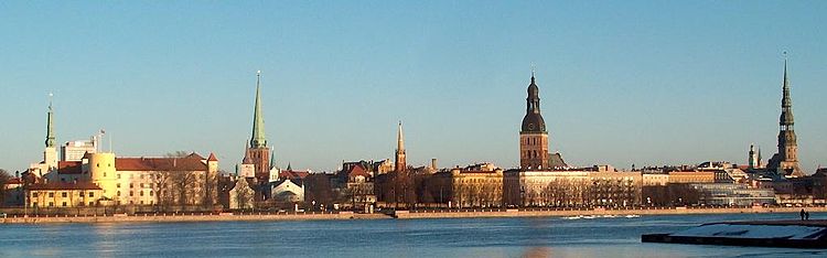Uitzicht op Riga, met op de voorgrond de Westelijke Dvina