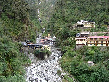 Die Yamunotri-tempel naby die Yamuna se oorsprong