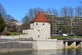 Besançon, la tour de la Pelote (1).jpg