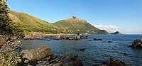 Torre Caino depuis le rivage de Maratea