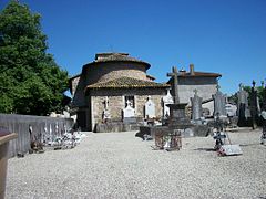 Façade ouest, vue depuis le cimetière