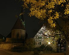 Nikolauskirche und Wirtschaftsgebäude des oberen Schlosses