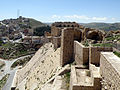 Kastell Kerak (Gharbi: قلعة الكرك, romanizzat: Qal'at al Karak), Al-Karak o Al-Kerak (Għarbi: الكرك)