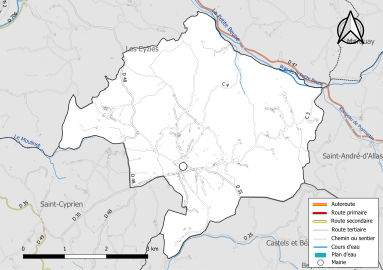 Carte en couleur présentant le réseau hydrographique de la commune