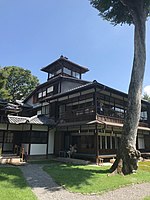 三井男爵家の下鴨別邸だった和館。大正14年に完成。重要文化財[193]